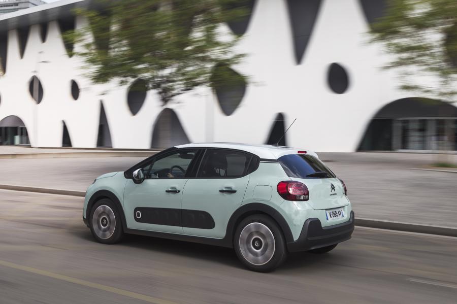  Citroen C3 2016 года  (фото 32 из 51)